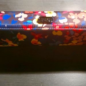 Lug pill case silk material zipper on side…